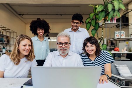 ManpowerGroup Trendstudie: Die Renaissance erfahrener Arbeitskräfte – Silver Worker im Blickpunkt des Fachkräftemangels 2023