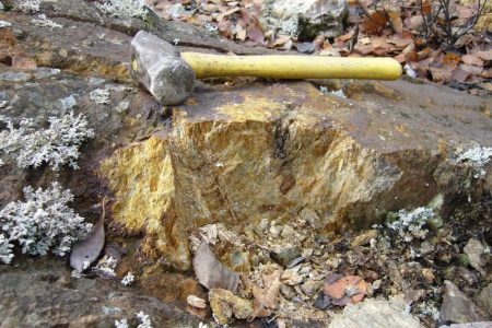Bankenkrise setzt sich fort: Unterstützung für den Goldpreis